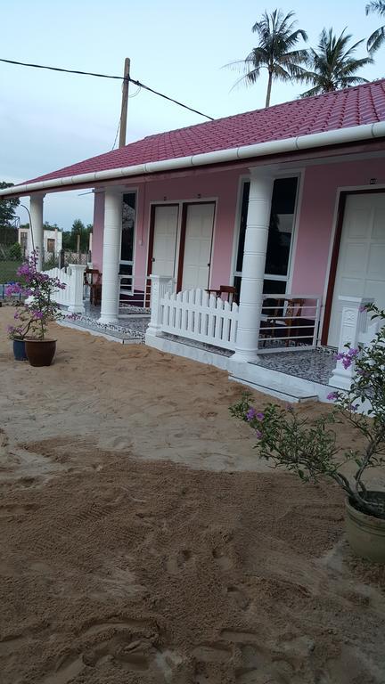 Iz Budget 2 Kampung Kuala Besut Exterior foto